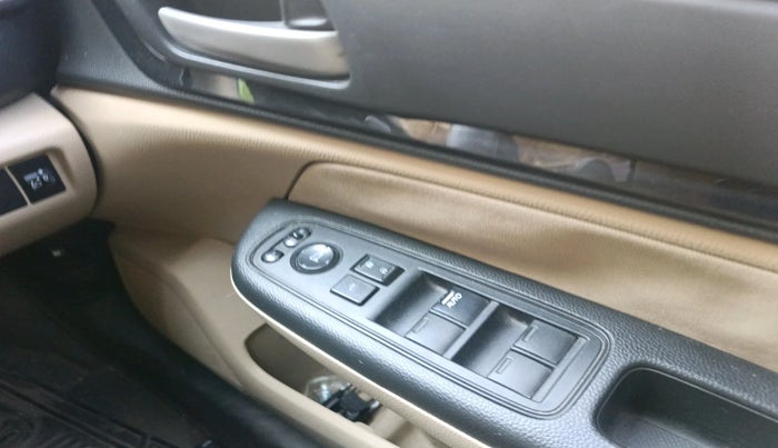 2018 Honda Amaze 1.2L I-VTEC V CVT, Petrol, Automatic, 37,055 km, interior