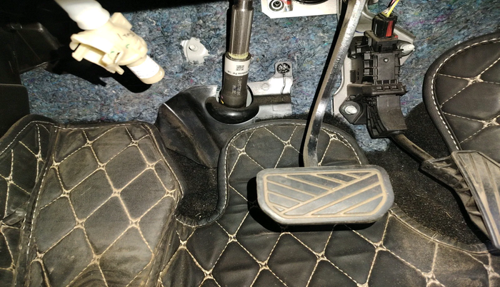 2022 Toyota Glanza G AMT, Petrol, Automatic, 22,355 km, interior