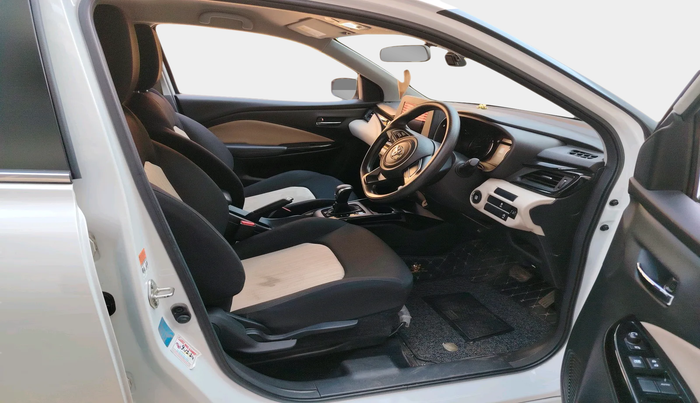 2022 Toyota Glanza G AMT, Petrol, Automatic, 22,355 km, interior