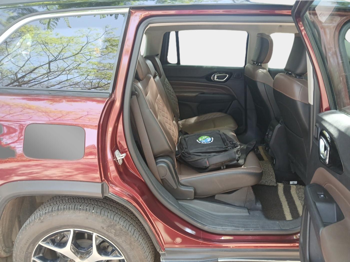 2022 Jeep MERIDIAN LIMITED (O) 4X2 AT, Diesel, Automatic, 21,800 km, interior