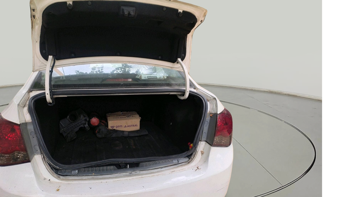 2012 Chevrolet Cruze LT, Diesel, Manual, 81,936 km, exterior