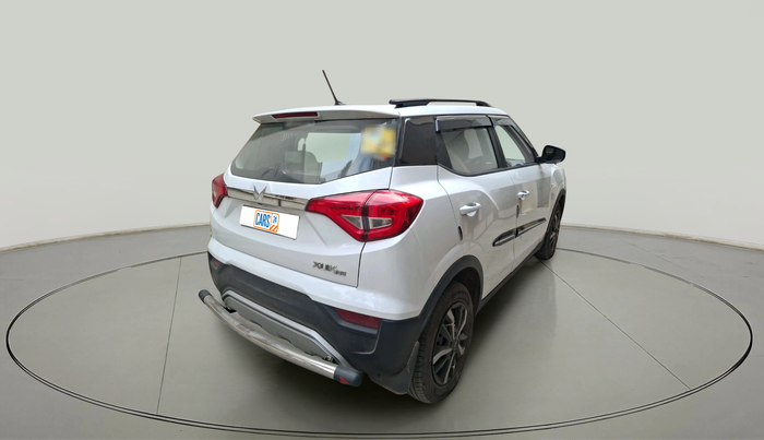 2023 Mahindra XUV300 W6 1.2 PETROL, Petrol, Manual, 13,525 km, exterior