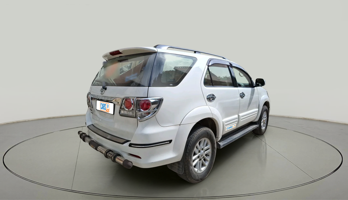 2013 Toyota Fortuner 3.0 4X2 AT, Diesel, Automatic, 1,19,575 km, exterior