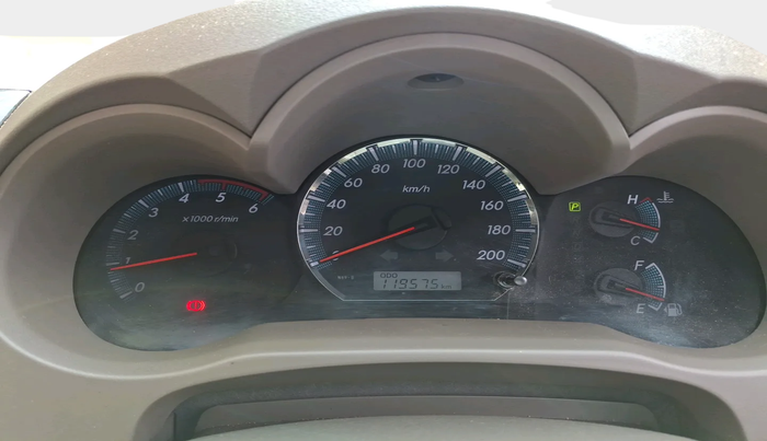 2013 Toyota Fortuner 3.0 4X2 AT, Diesel, Automatic, 1,19,575 km, interior