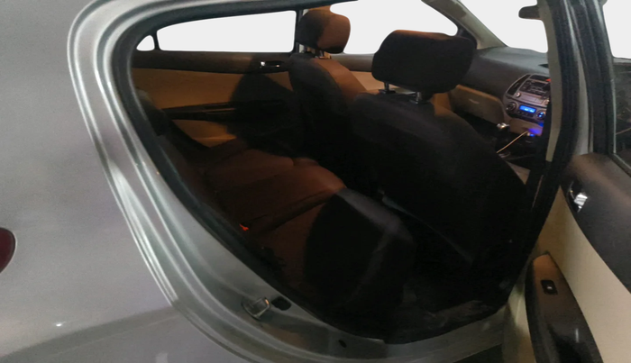 2014 Hyundai i20 SPORTZ 1.4 CRDI, Diesel, Manual, 16,948 km, interior