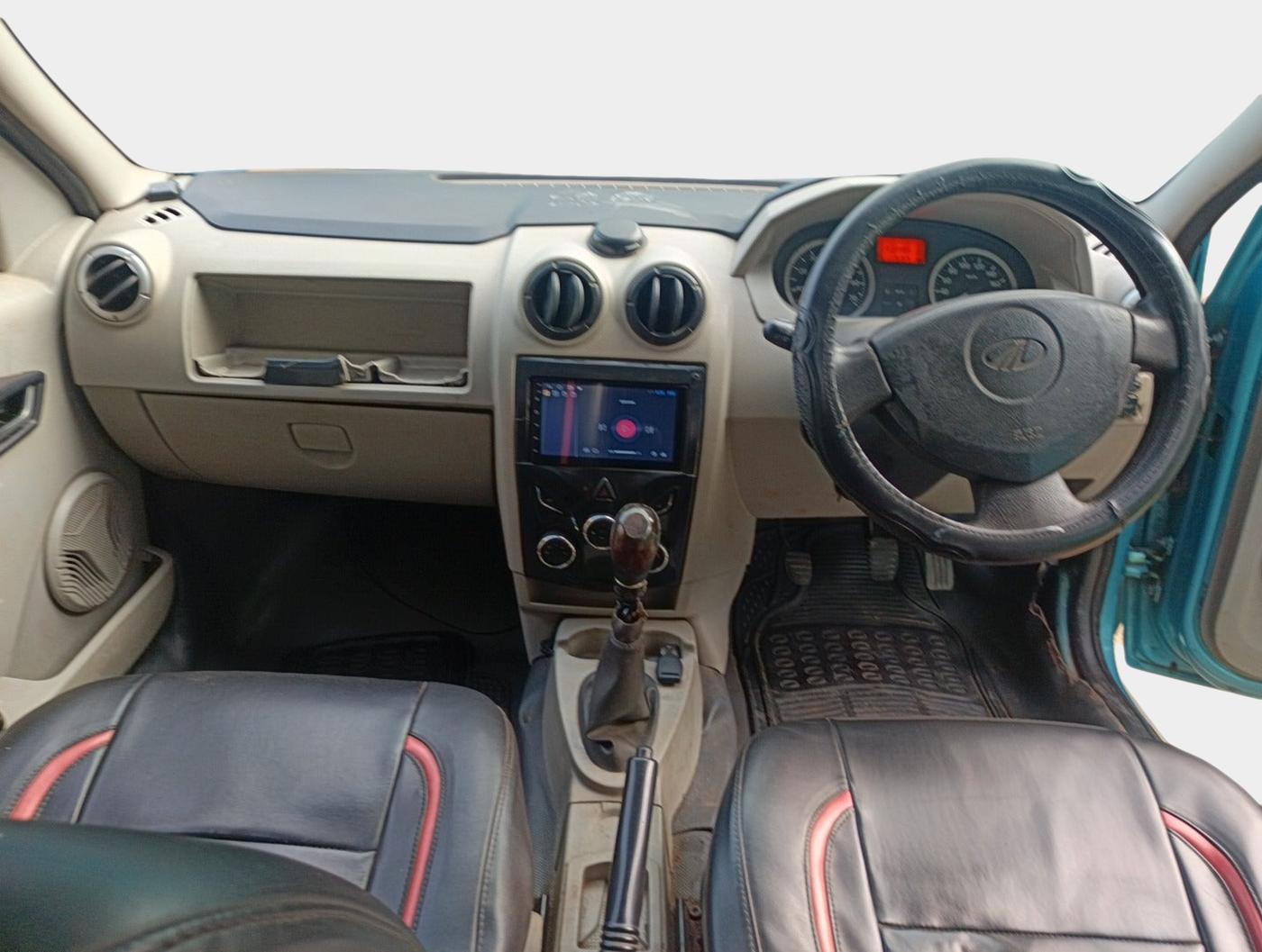 2014 Mahindra Verito Vibe CS 1.5 D6, Diesel, Manual, 2,12,500 km, interior