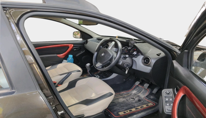 2018 Renault Duster 85 PS RXS MT DIESEL, Diesel, Manual, 74,795 km, interior