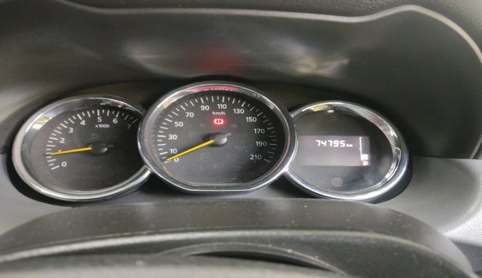 2018 Renault Duster 85 PS RXS MT DIESEL, Diesel, Manual, 74,795 km, interior