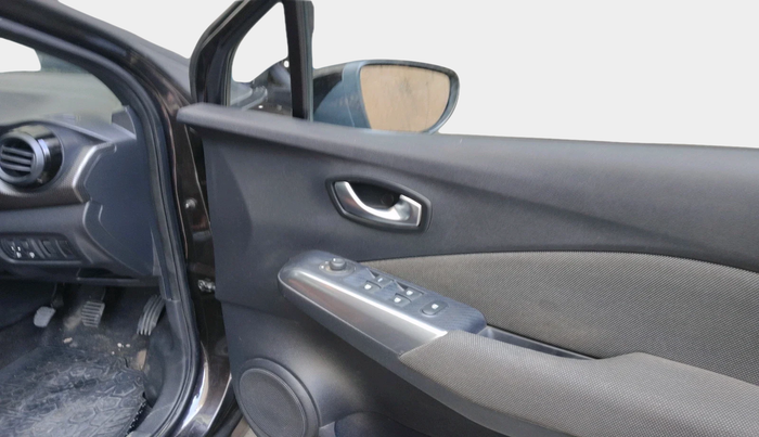 2019 Nissan Kicks XL 1.5, Petrol, Manual, 44,736 km, interior