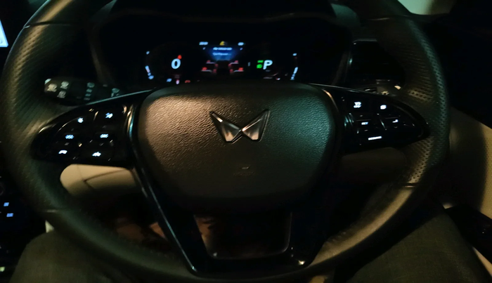 2024 Mahindra XUV 3XO AX5 1.2 L TCMPFI AT, Petrol, Automatic, 7,769 km, interior