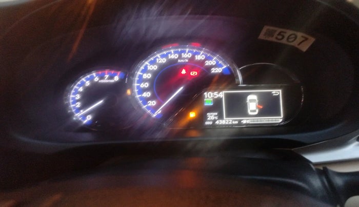 2021 Toyota YARIS V CVT, Petrol, Automatic, 44,001 km, interior