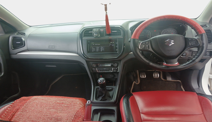 2016 Maruti Vitara Brezza ZDI PLUS, Diesel, Manual, 98,031 km, interior