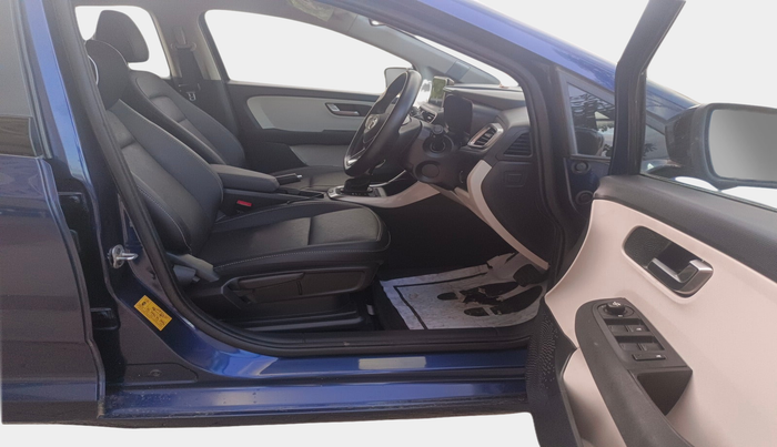 2022 Tata ALTROZ XZA PLUS, Petrol, Automatic, 37,945 km, interior