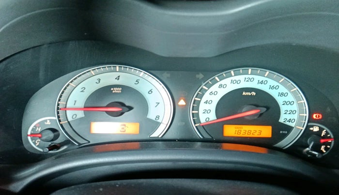 2013 Toyota Corolla Altis GL PETROL, Petrol, Manual, 1,83,823 km, interior