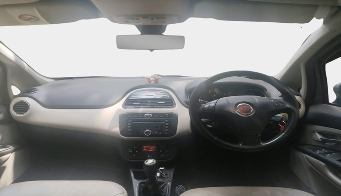 2014 Fiat Linea EMOTION 1.4 L T JET, Petrol, Manual, 72,939 km, interior