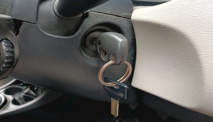 2013 Renault Duster 85 PS RXL DIESEL (OPT), Diesel, Manual, 67,953 km, interior