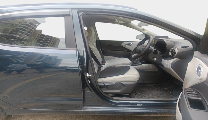 2023 Hyundai GRAND I10 NIOS SPORTZ AMT 1.2 KAPPA VTVT, Petrol, Automatic, 6,602 km, interior