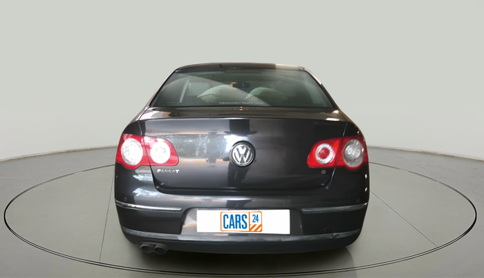 2010 Volkswagen Passat 1.8L TSI, Petrol, Manual, 97,122 km, exterior