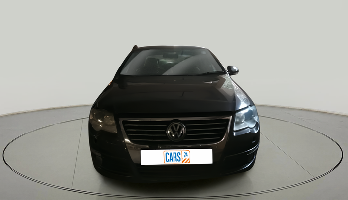 2010 Volkswagen Passat 1.8L TSI, Petrol, Manual, 97,122 km, exterior