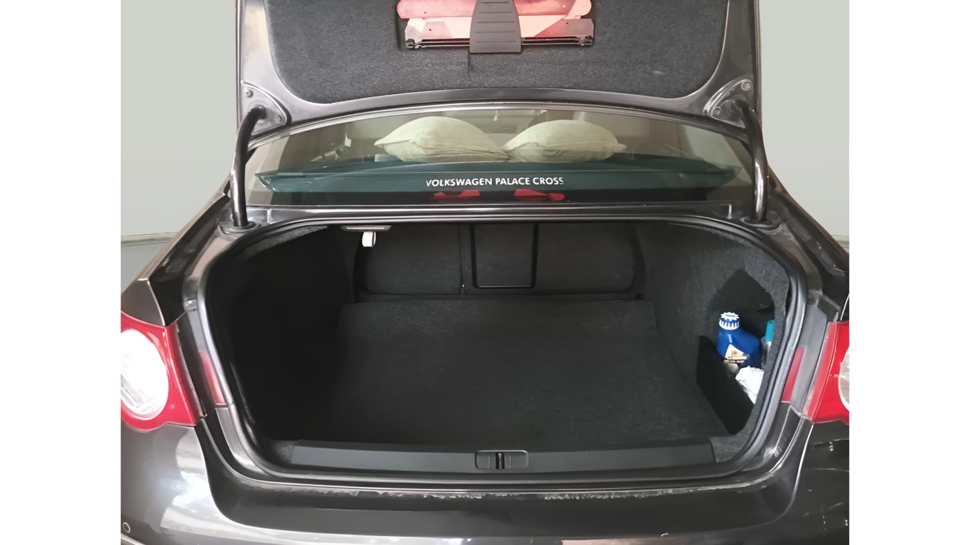 2010 Volkswagen Passat 1.8L TSI, Petrol, Manual, 97,122 km, exterior