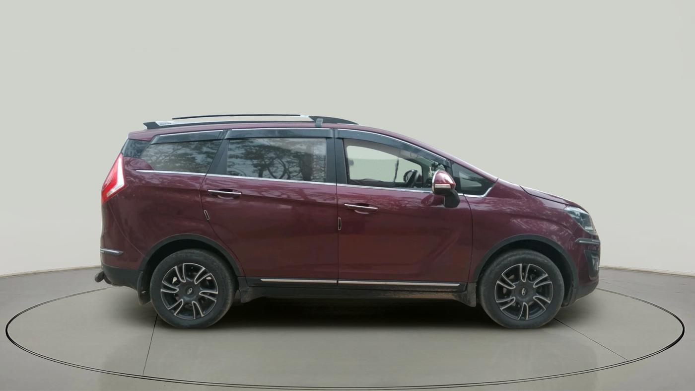 2018 Mahindra MARAZZO M8 7 STR, Diesel, Manual, 1,52,702 km, exterior