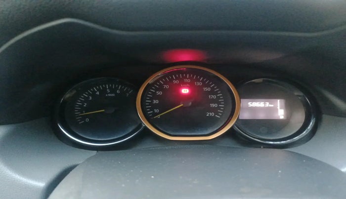 2016 Renault Duster 85 PS RXL 4X2 MT ADVENTURE EDITION, Diesel, Manual, 58,663 km, interior