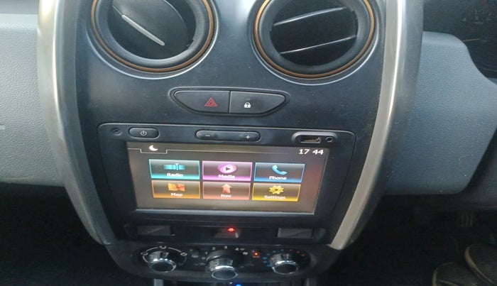 2016 Renault Duster 85 PS RXL 4X2 MT ADVENTURE EDITION, Diesel, Manual, 58,663 km, interior