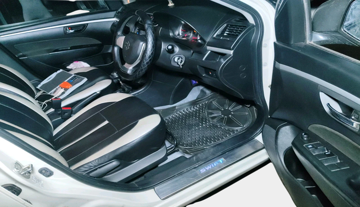 2014 Maruti Swift VXI, Petrol, Manual, 87,546 km, interior