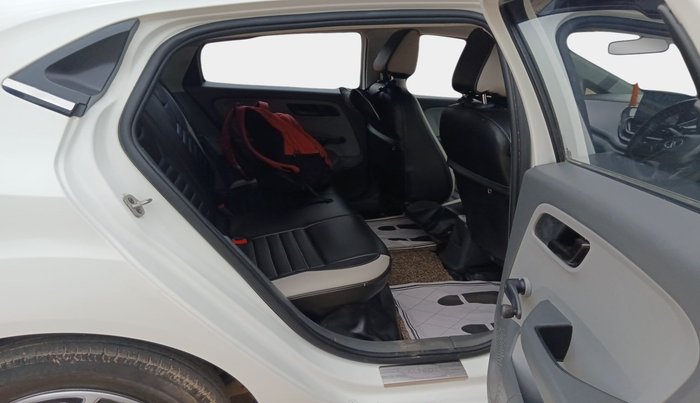 2020 Tata ALTROZ XE PETROL, Petrol, Manual, 43,971 km, interior