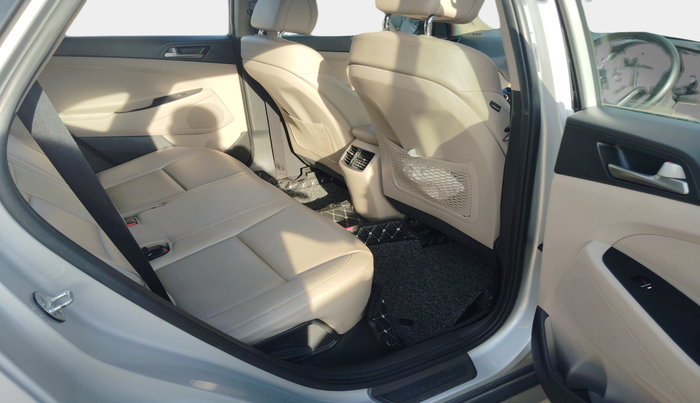 2017 Hyundai Tucson GLS 4WD AT DIESEL, Diesel, Automatic, 68,229 km, interior