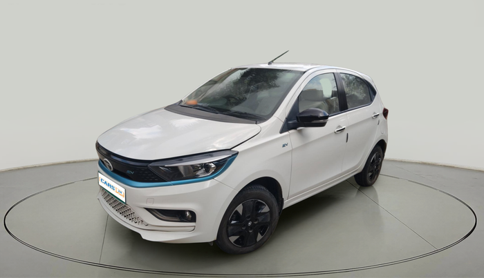 2024 Tata TIAGO EV XZ PLUS TECH LUX LONG RANGE, Electric, Automatic, 9,340 km, exterior