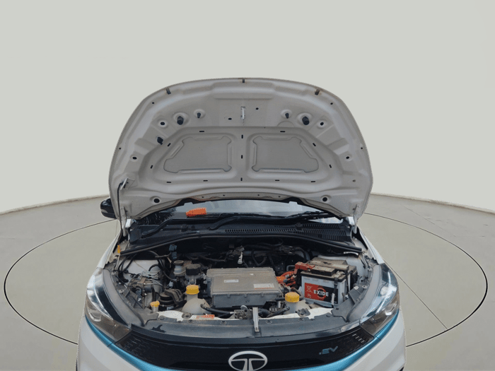 2024 Tata TIAGO EV XZ PLUS TECH LUX LONG RANGE, Electric, Automatic, 9,340 km, exterior
