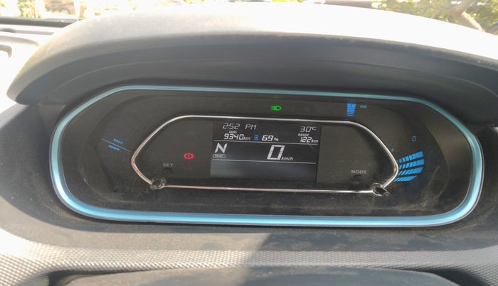 2024 Tata TIAGO EV XZ PLUS TECH LUX LONG RANGE, Electric, Automatic, 9,340 km, interior