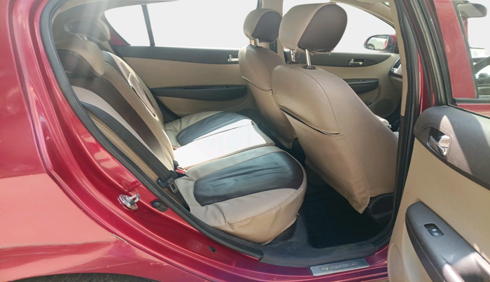 2011 Hyundai i20 SPORTZ 1.2, Petrol, Manual, 94,066 km, interior