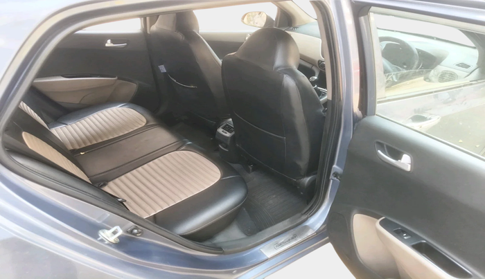 2017 Hyundai Grand i10 ASTA 1.2 KAPPA VTVT, Petrol, Manual, 59,775 km, interior