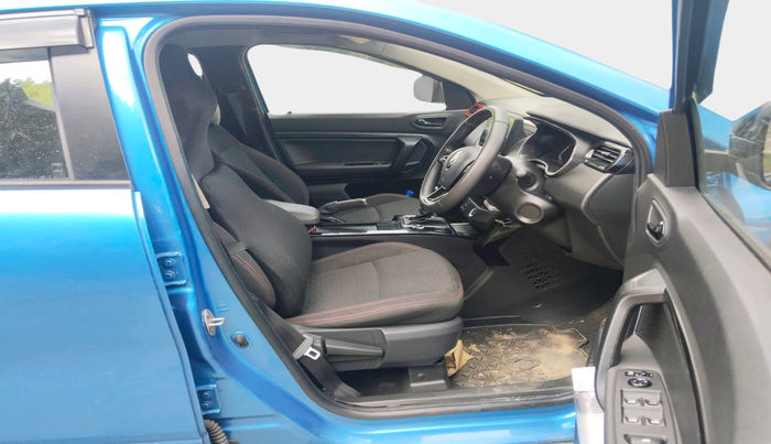 2023 Renault Kiger RXZ AMT, Petrol, Automatic, 20,274 km, interior