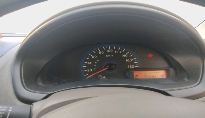 2014 Datsun Go T, Petrol, Manual, 47,032 km, interior