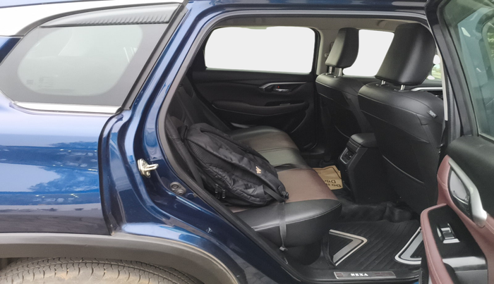 2022 Maruti Grand Vitara ALPHA SMART HYBRID, Petrol, Manual, 23,045 km, interior