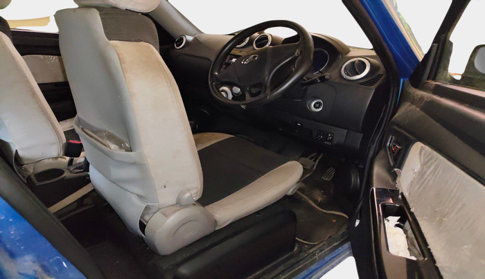 2015 Mahindra E2O T2, Electric, Automatic, 16,000 km, interior
