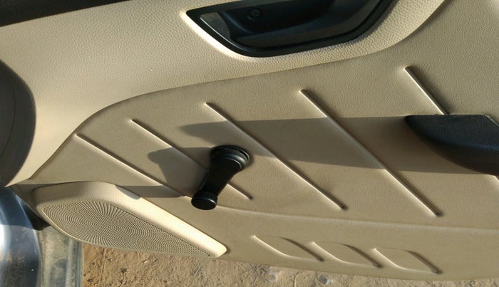 2012 Hyundai Eon D-LITE+, Petrol, Manual, 28,045 km, interior