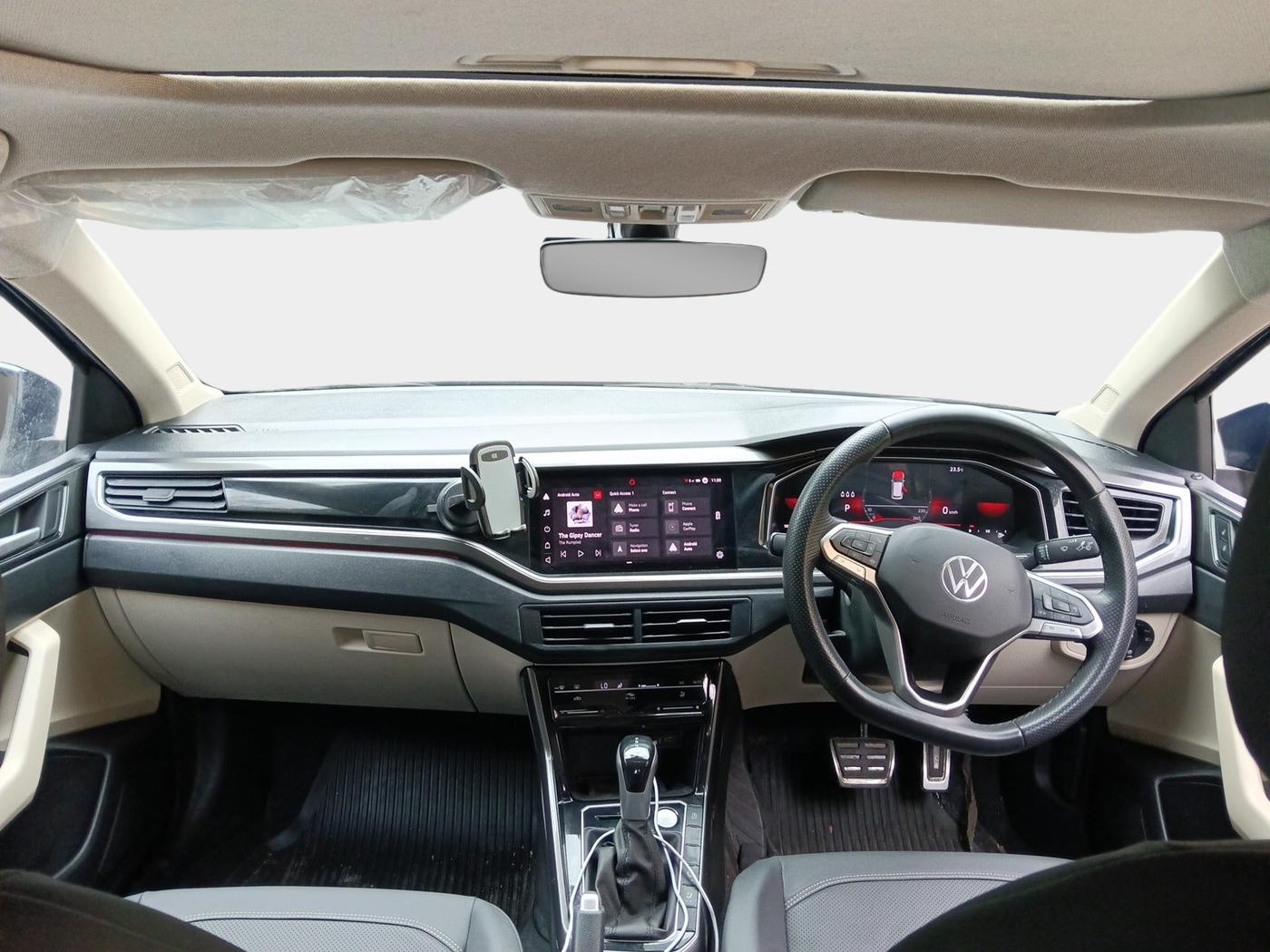 2024 Volkswagen VIRTUS GT PLUS TSI 1.5 EVO DSG, Petrol, Automatic, 4,566 km, interior