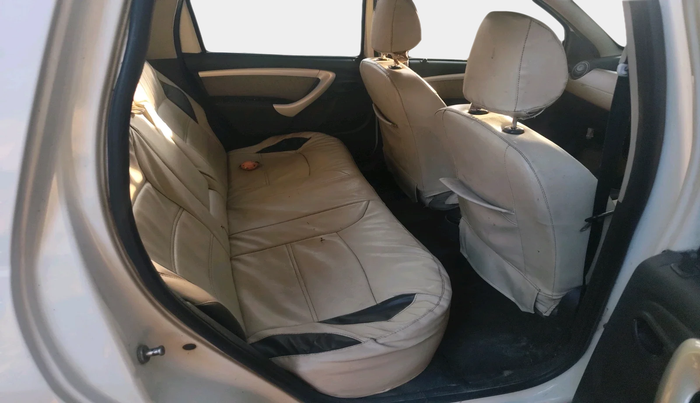 2012 Renault Duster 85 PS RXL DIESEL, Diesel, Manual, 1,39,896 km, interior