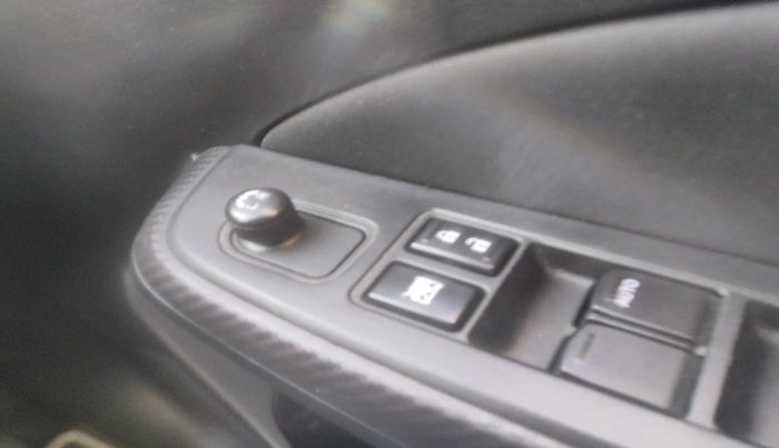 2019 Maruti Swift VXI AMT, Petrol, Automatic, 20,879 km, interior