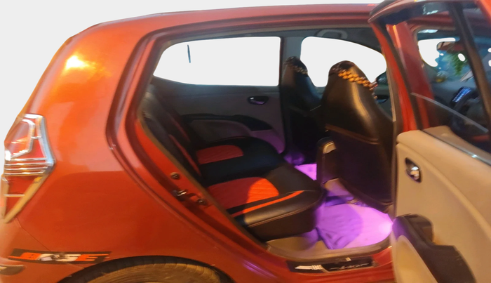 2013 Hyundai i10 MAGNA 1.2, Petrol, Manual, 95,963 km, interior