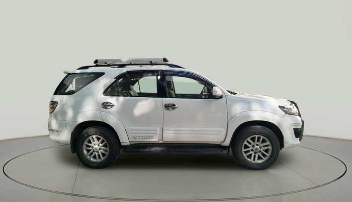 2012 Toyota Fortuner 3.0 4X2 MT, Diesel, Manual, 58,720 km, exterior