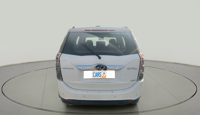 2016 Mahindra XUV500 W10 1.99, Diesel, Manual, 95,398 km, exterior