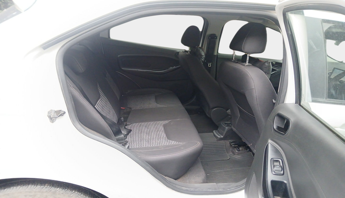 2019 Ford New Figo TITANIUM 1.2 PETROL MT, Petrol, Manual, 58,593 km, interior