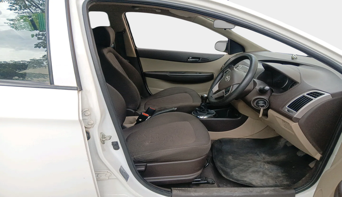 2011 Hyundai i20 SPORTZ 1.2, Petrol, Manual, 49,016 km, interior