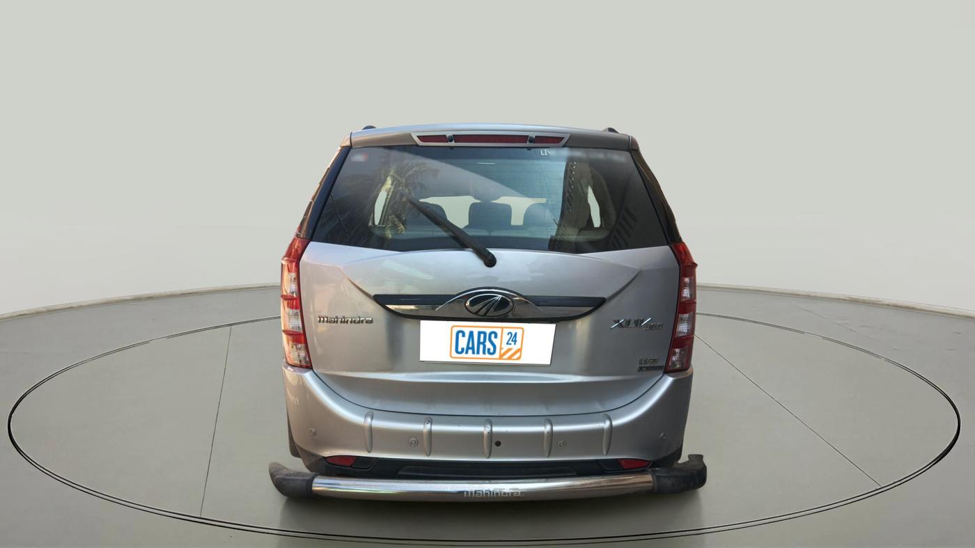 2016 Mahindra XUV500 W8 AT, Diesel, Automatic, 62,838 km, exterior