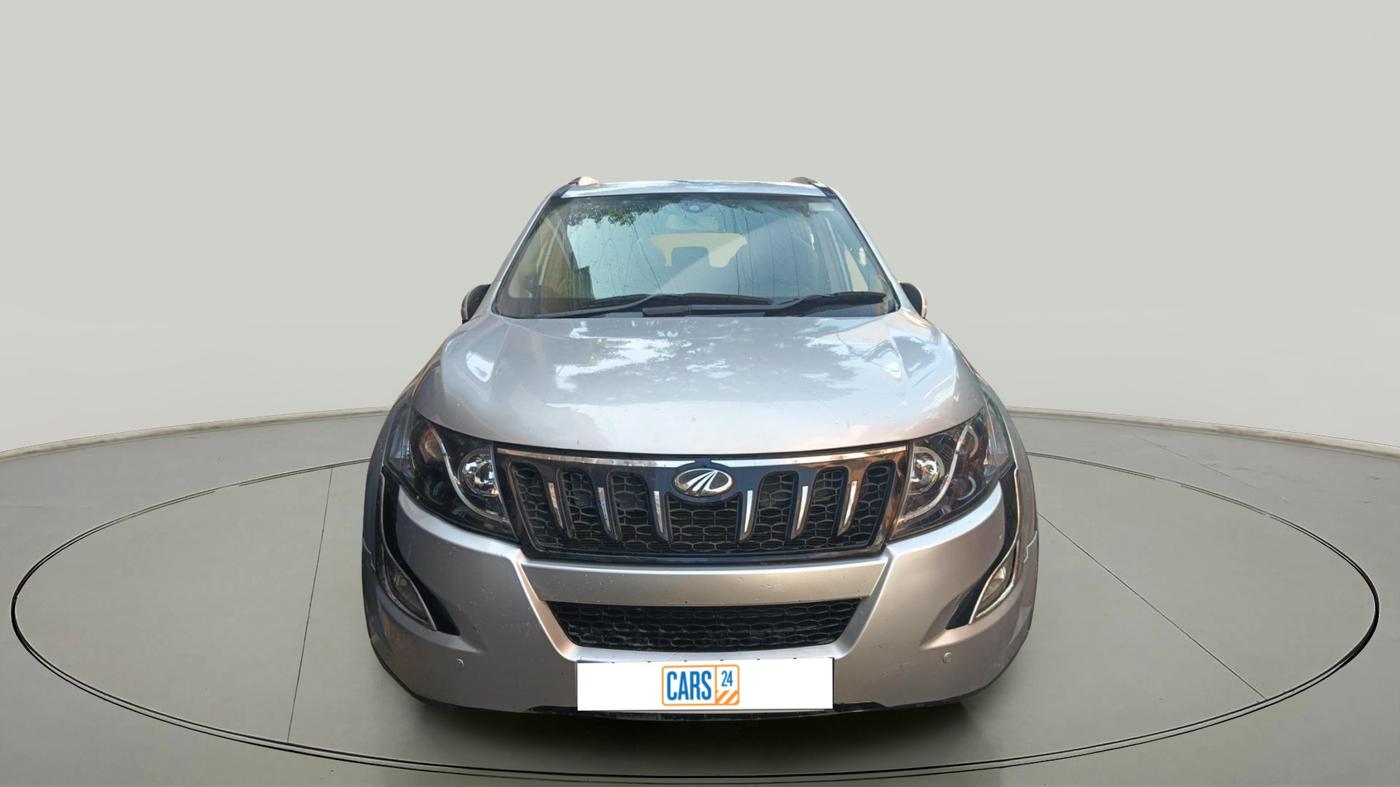 2016 Mahindra XUV500 W8 AT, Diesel, Automatic, 62,838 km, exterior